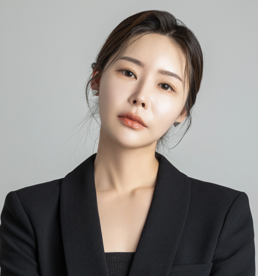 윤지안 교수.png